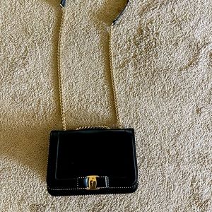 Salvatore Ferragamo shoulder bag - new